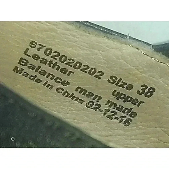 Dansko Womens Ann Slip On Shoes Black Leather Round Toe 7.5-8 EUR 38 - Picture 8 of 9